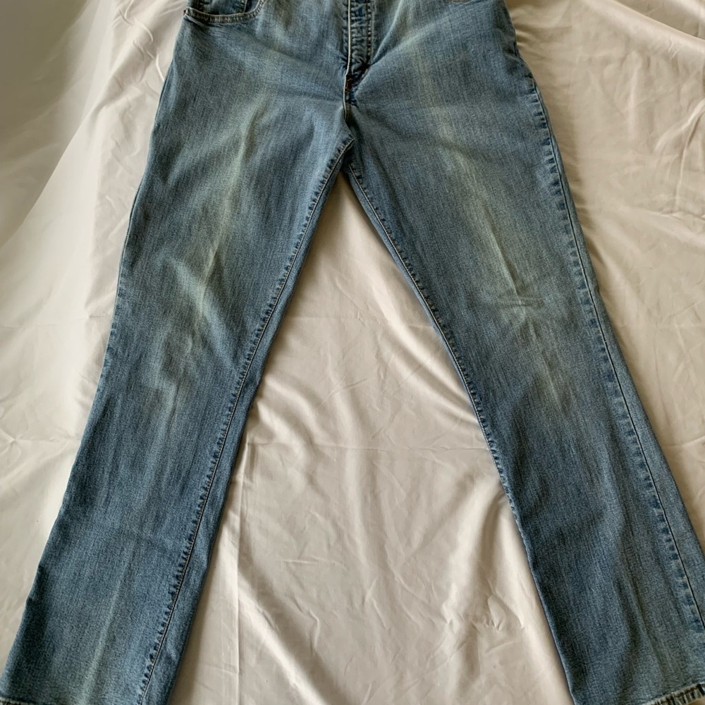 Authentic #WPL-423 Levi’s 550 relaxed boot cut size 12